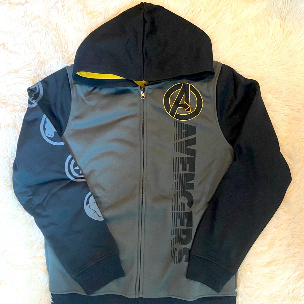 🆕🖤Big Boys Marvel Avengers Hoodie🖤